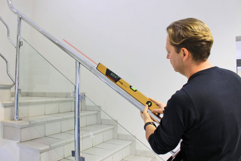 Poziomica elektroniczna Laserowa Nivel System DL 60L